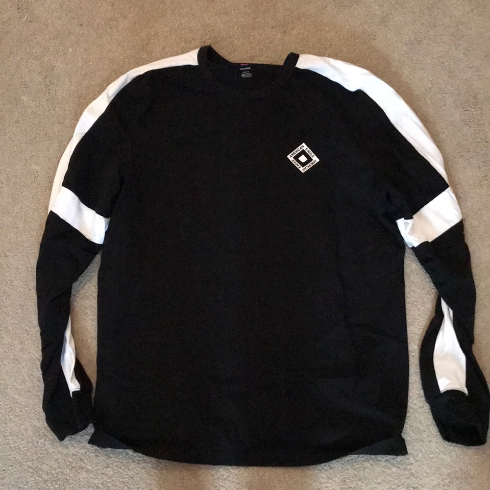 Men’s Medium American Eagle Long Sleeve